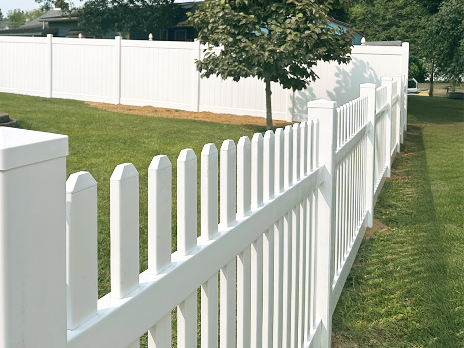 Vinyl and PVC Fence Contractor in West Virginia