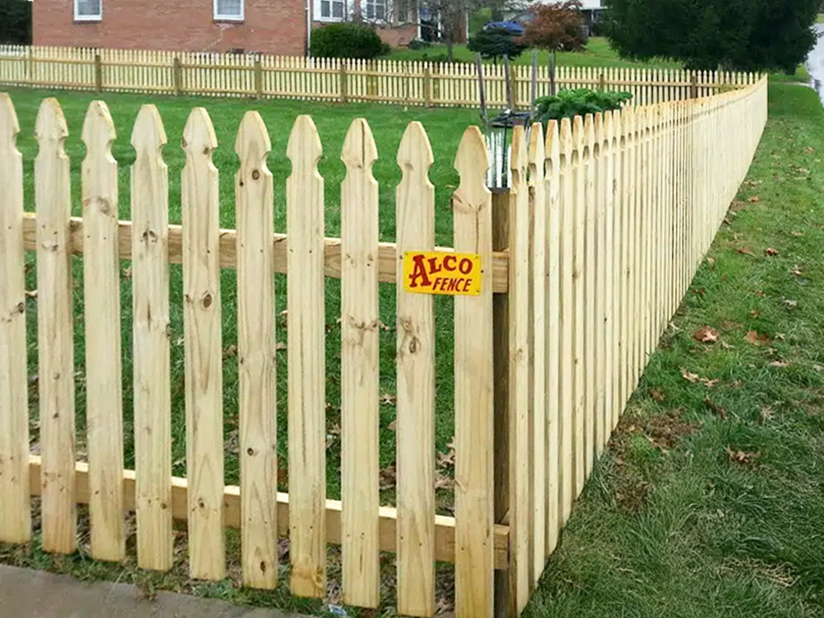 Wood fencing benefits in West Virginia