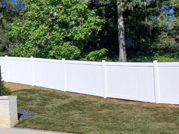 Fence with Morgantown West Virginia Full Privacy Vinyl Fence in West Virginia